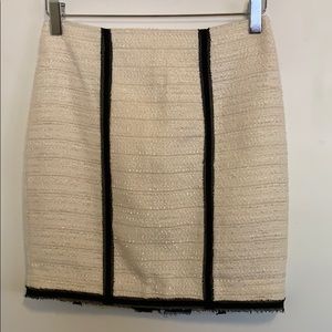 Bebe Boucle Skirt in Size 0